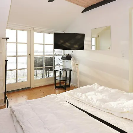 14 Person In Havndal-by Traum *